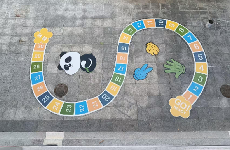 双峰地面游戏彩绘