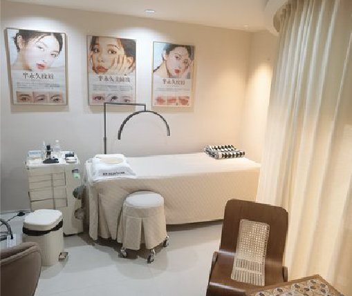 双峰美容店装修小技巧